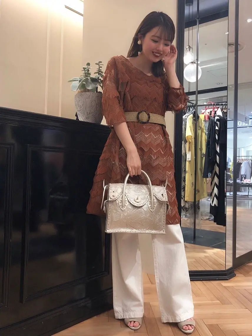 GRACE CONTINENTAL minami コーディネート画像