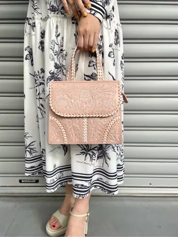 GRACE CONTINENTAL 佐藤　優里香 コーディネート画像