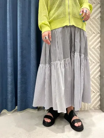 GRACE CONTINENTAL yoshi コーディネート画像