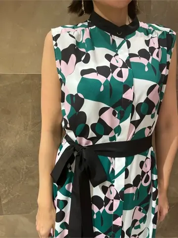 GRACE CONTINENTAL 穐山　香織 コーディネート画像