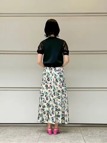 GRACE CONTINENTAL 尾田亜沙美 コーディネート画像