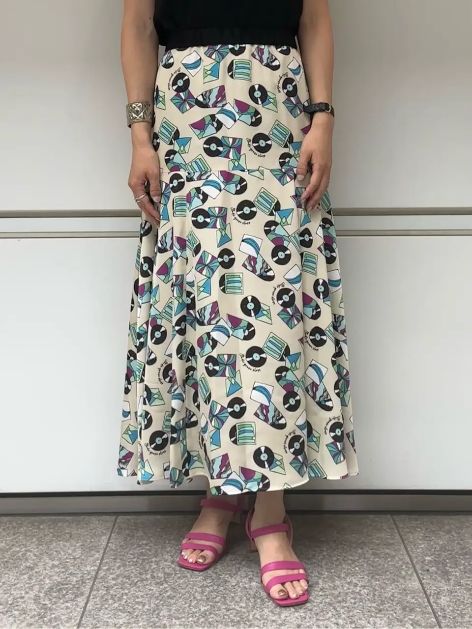 GRACE CONTINENTAL 尾田亜沙美 コーディネート画像