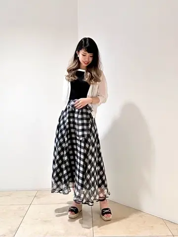 GRACE CONTINENTAL FUKUSHIMA YURIE コーディネート画像