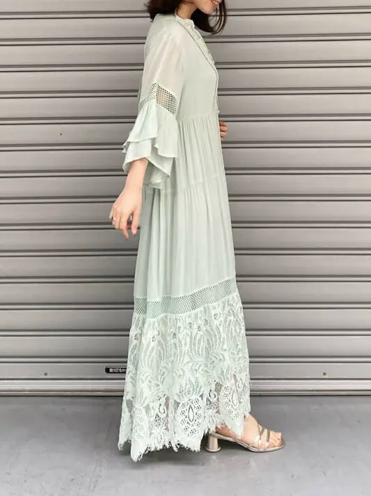 GRACE CONTINENTAL 青木育日 コーディネート画像