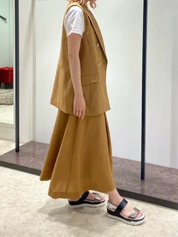 GRACE CONTINENTAL Abe コーディネート画像