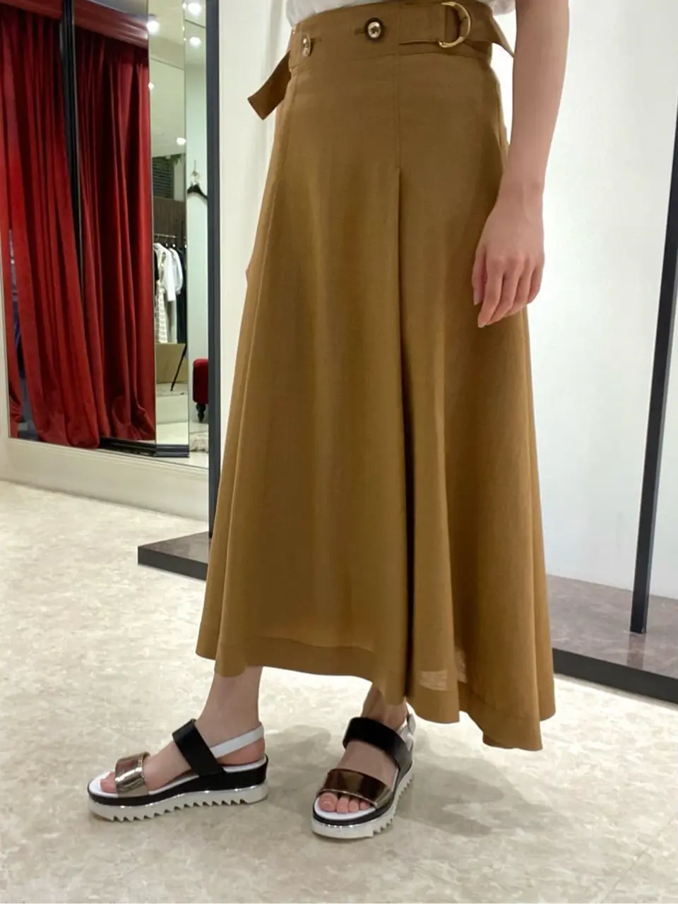 GRACE CONTINENTAL Abe コーディネート画像