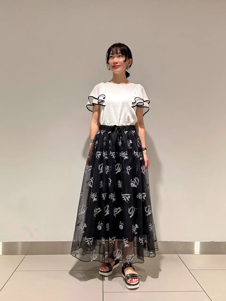  尾田亜沙美 コーディネート画像