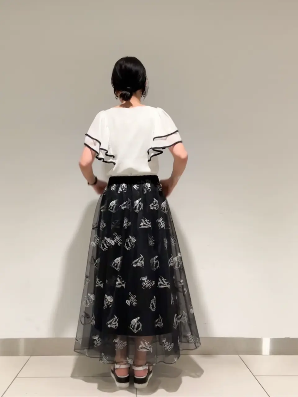 GRACE CONTINENTAL 尾田亜沙美 コーディネート画像