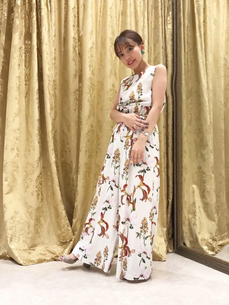 GRACE CONTINENTAL 松﨑　咲良 コーディネート画像