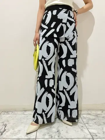 GRACE CONTINENTAL yoshi コーディネート画像