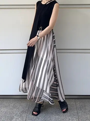 GRACE CONTINENTAL 尾田亜沙美 コーディネート画像