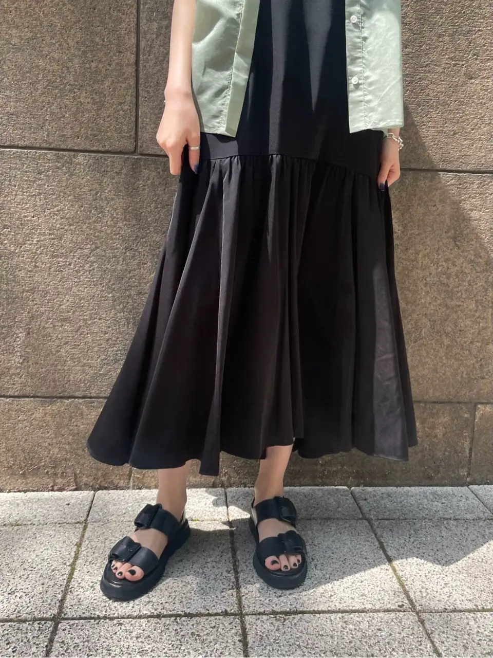 GRACE CONTINENTAL 伊藤　静華 コーディネート画像