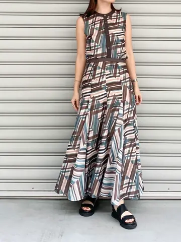 GRACE CONTINENTAL 古川温子 コーディネート画像