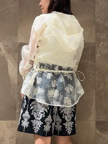 GRACE CONTINENTAL 穐山　香織 コーディネート画像