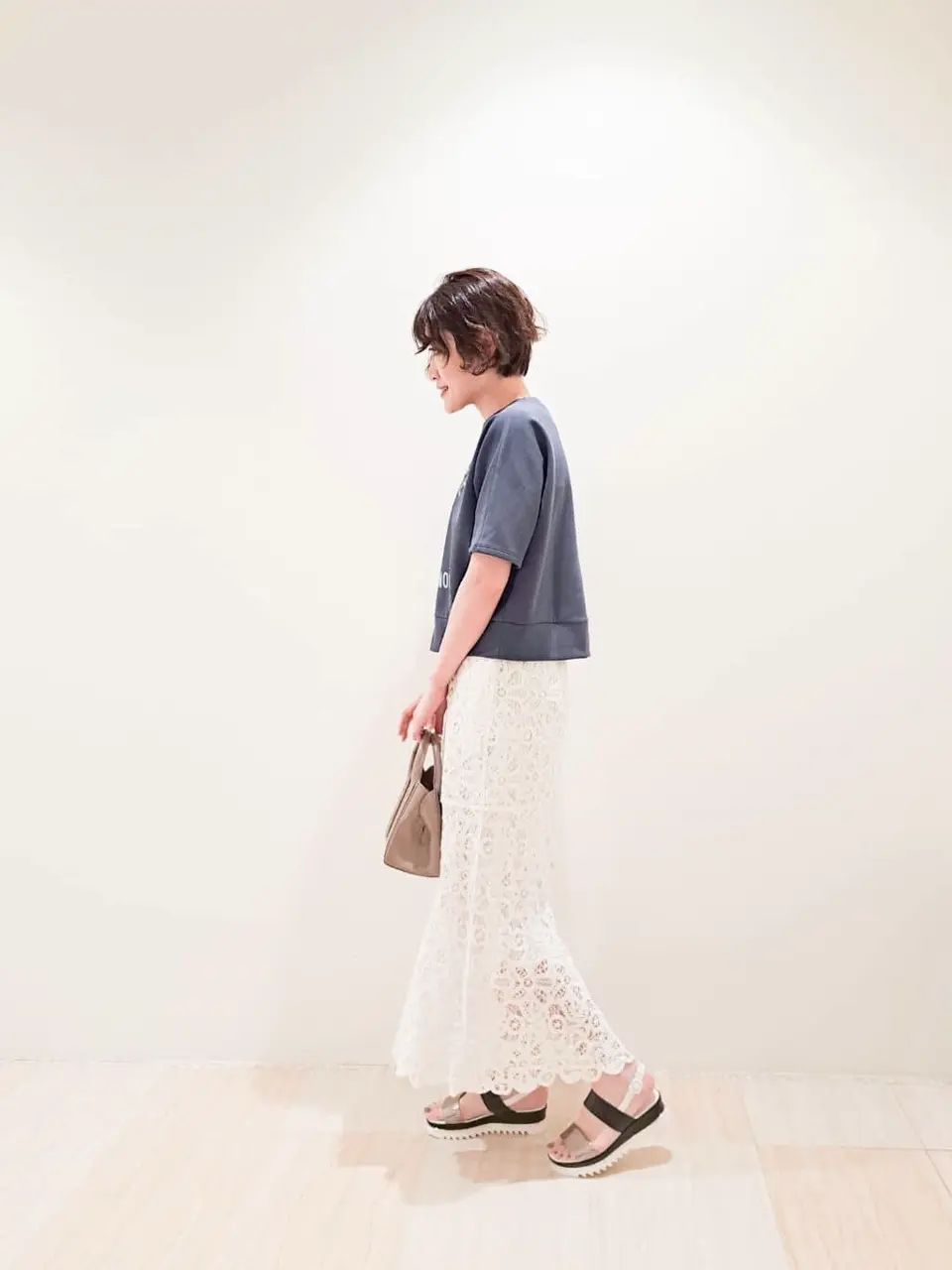 GRACE CONTINENTAL 今野　志保 コーディネート画像