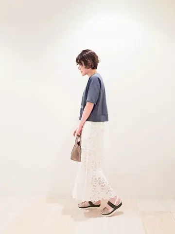 GRACE CONTINENTAL 今野　志保 コーディネート画像