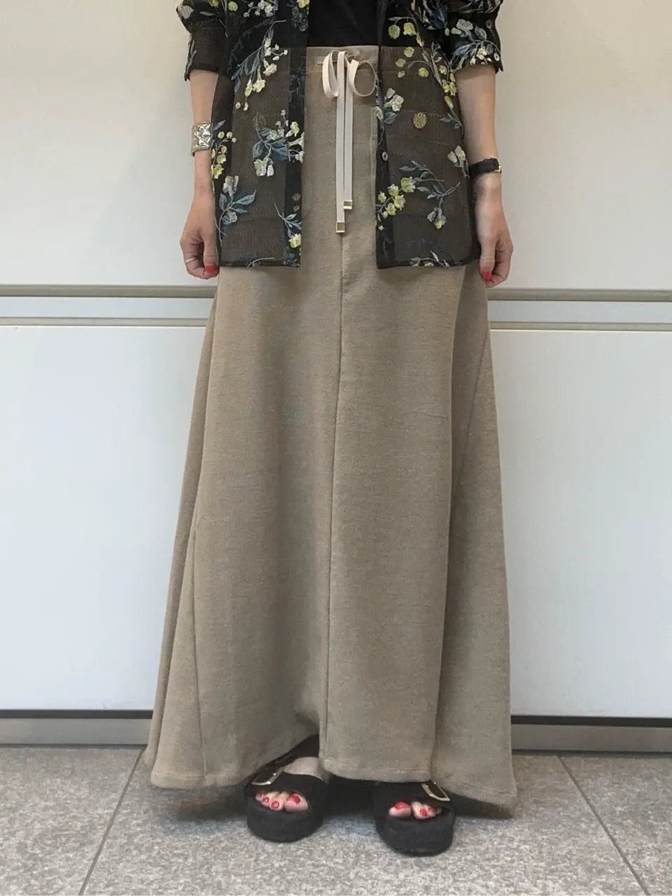 GRACE CONTINENTAL 尾田亜沙美 コーディネート画像