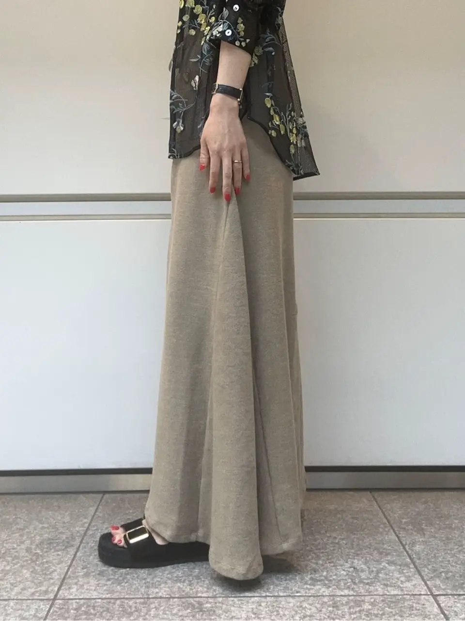 GRACE CONTINENTAL 尾田亜沙美 コーディネート画像