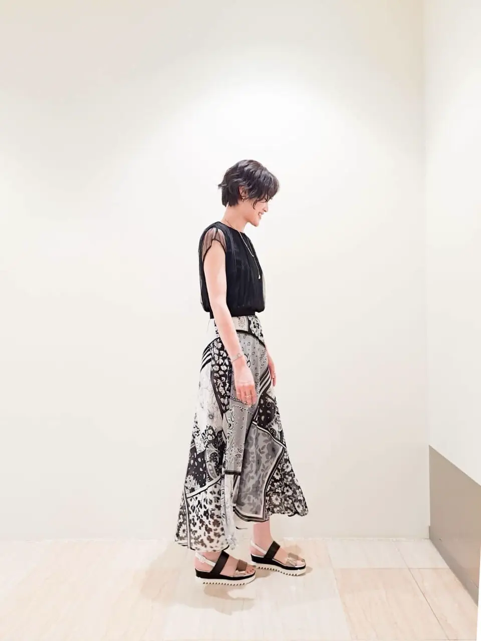 GRACE CONTINENTAL 今野　志保 コーディネート画像