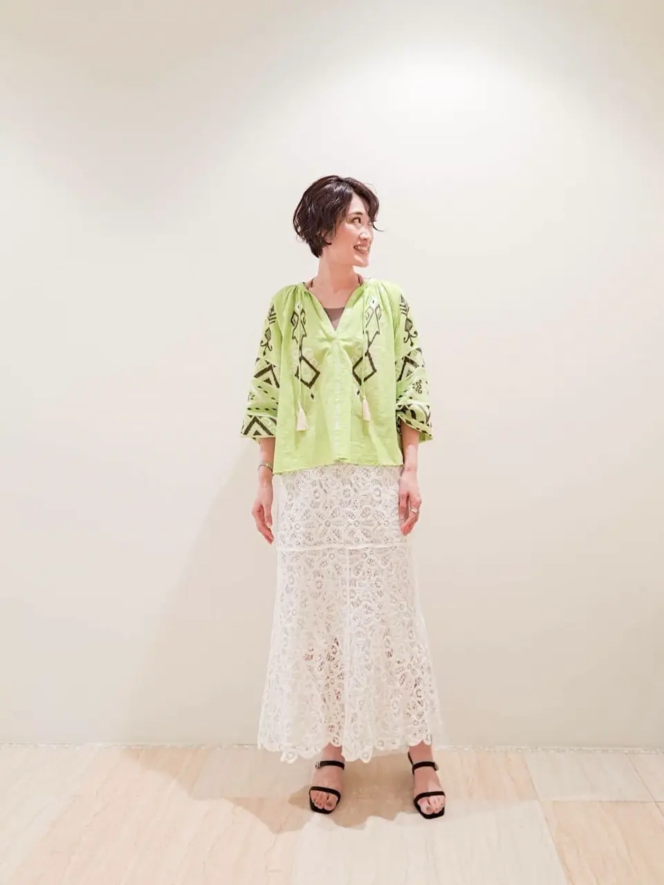 GRACE CONTINENTAL 今野　志保 コーディネート画像