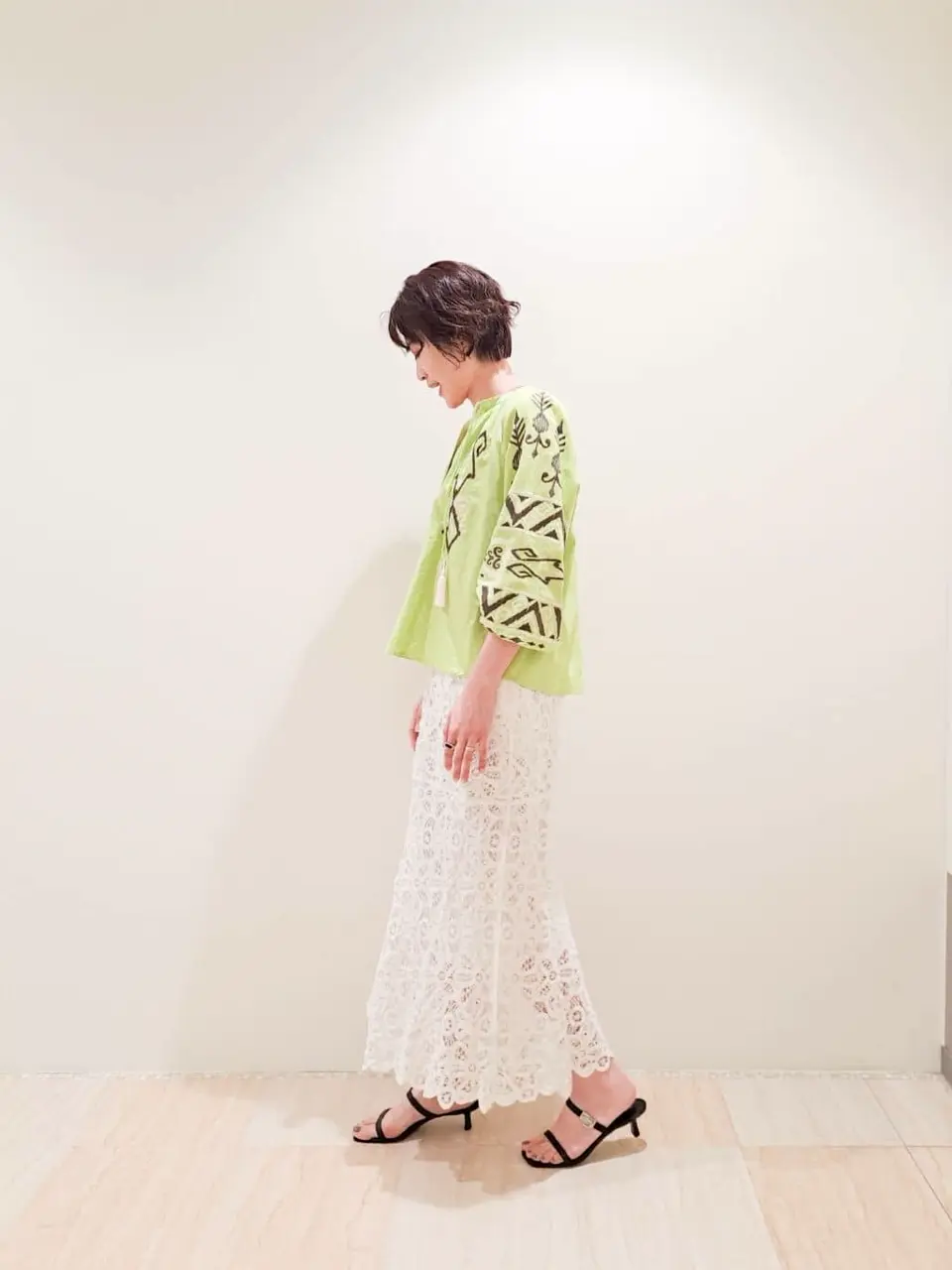 GRACE CONTINENTAL 今野　志保 コーディネート画像