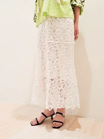 GRACE CONTINENTAL 今野　志保 コーディネート画像