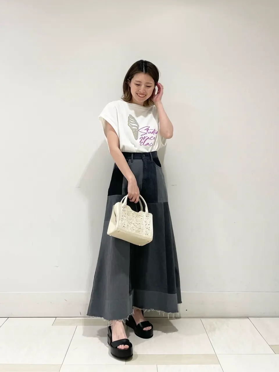 GRACE CONTINENTAL minami コーディネート画像