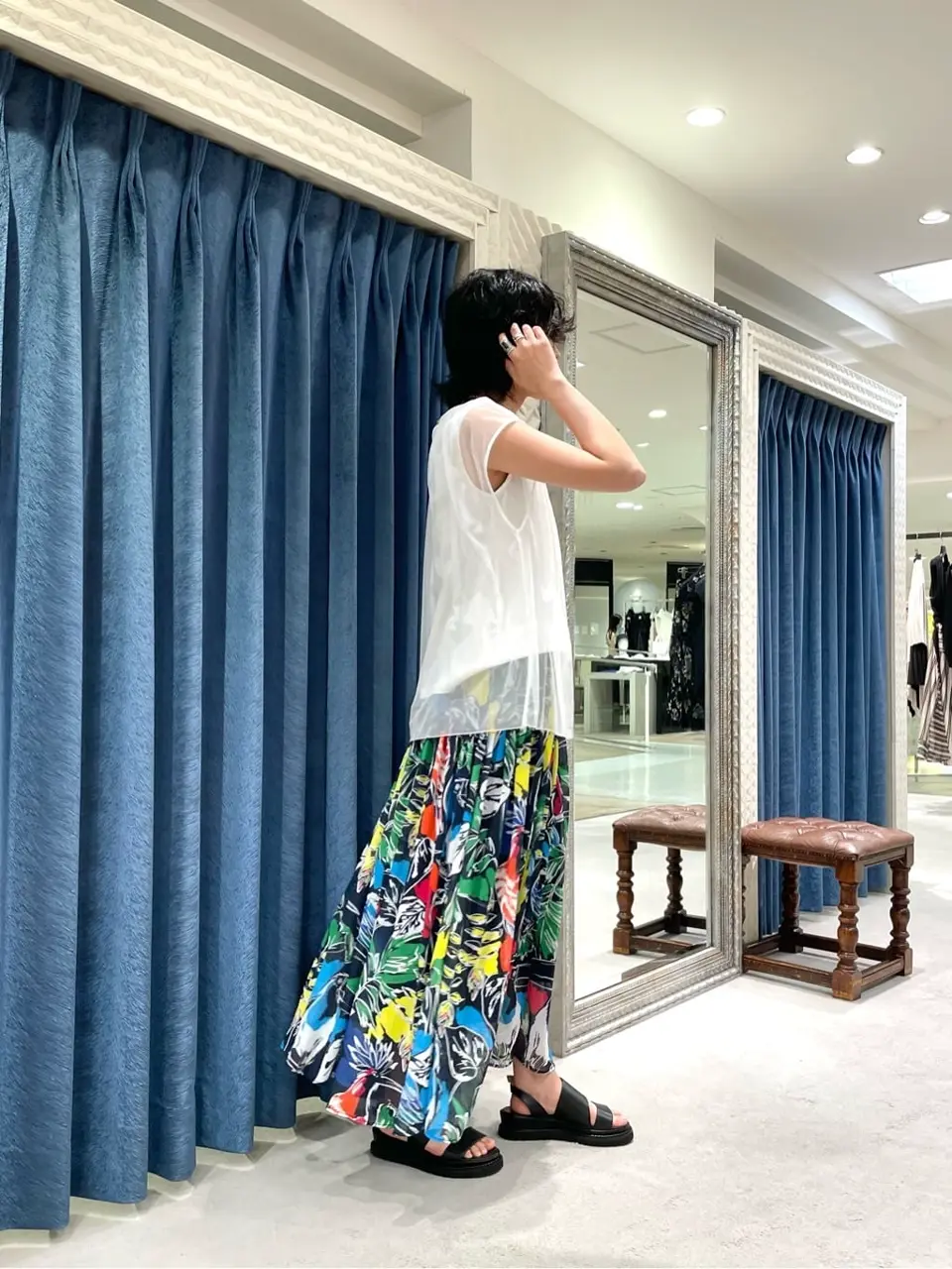 GRACE CONTINENTAL yoshi コーディネート画像