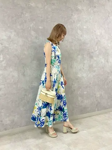 GRACE CONTINENTAL Abe コーディネート画像