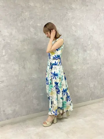 GRACE CONTINENTAL Abe コーディネート画像