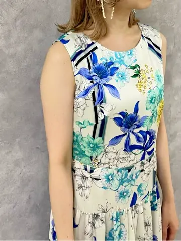 GRACE CONTINENTAL Abe コーディネート画像