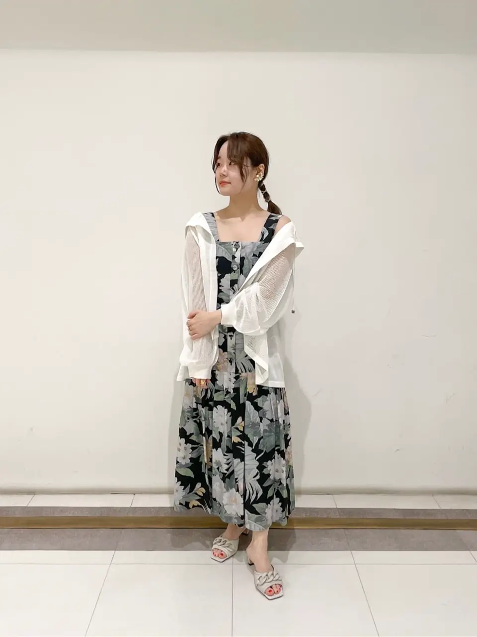 GRACE CONTINENTAL SAYUMI Nagashima コーディネート画像