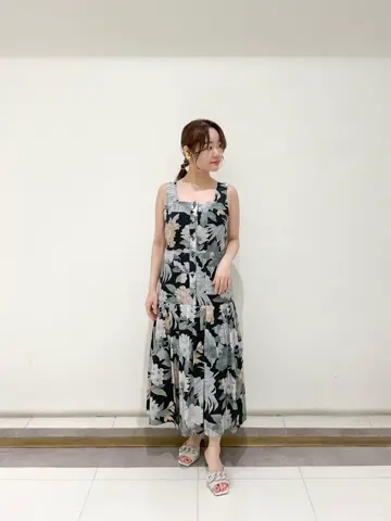 GRACE CONTINENTAL SAYUMI Nagashima コーディネート画像