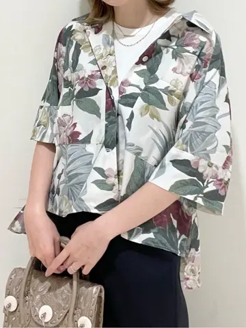 GRACE CONTINENTAL minami コーディネート画像