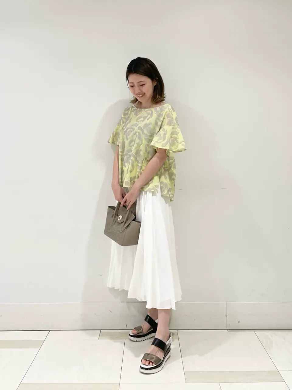 GRACE CONTINENTAL minami コーディネート画像