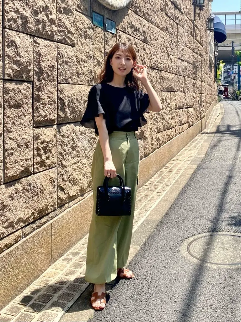 GRACE CONTINENTAL 青木育日 コーディネート画像