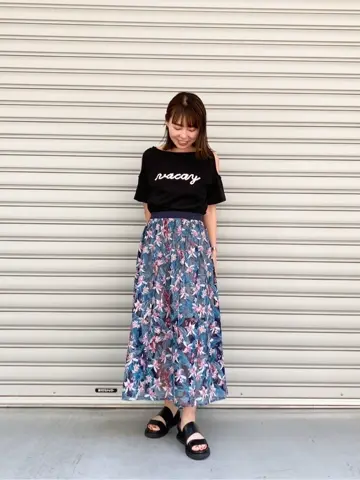 GRACE CONTINENTAL 古川温子 コーディネート画像