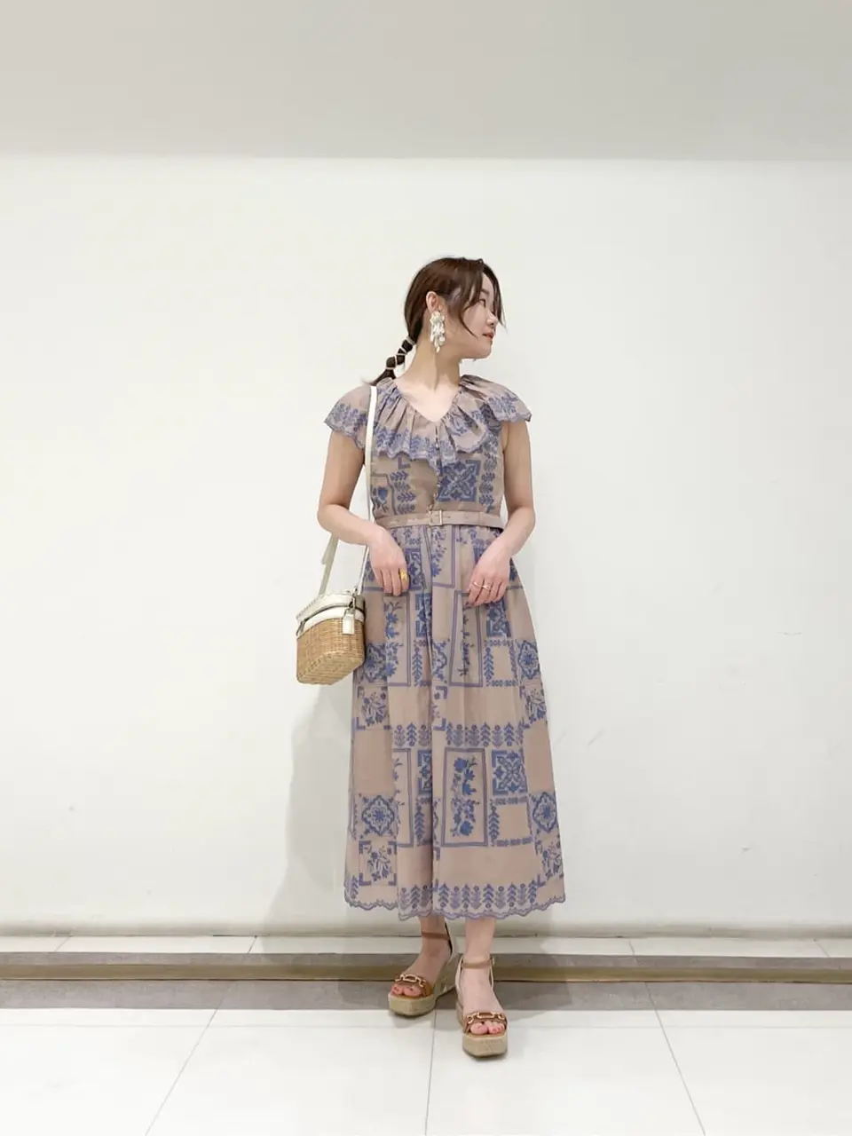 GRACE CONTINENTAL SAYUMI Nagashima コーディネート画像