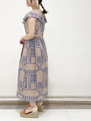 GRACE CONTINENTAL SAYUMI Nagashima コーディネート画像