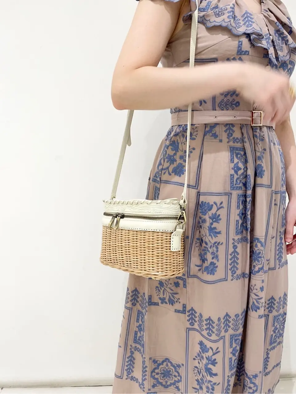 GRACE CONTINENTAL SAYUMI Nagashima コーディネート画像