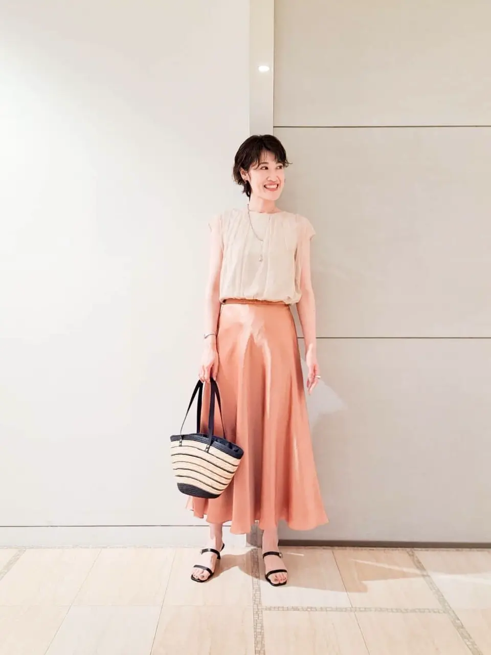 GRACE CONTINENTAL 今野　志保 コーディネート画像