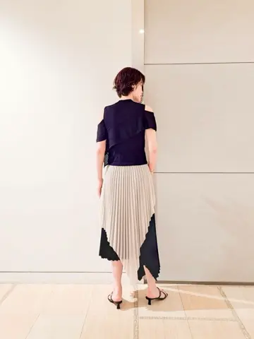 GRACE CONTINENTAL 今野　志保 コーディネート画像