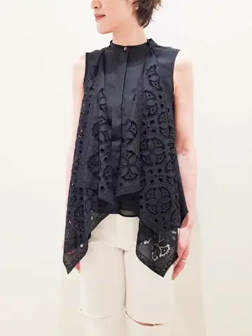 GRACE CONTINENTAL 今野　志保 コーディネート画像