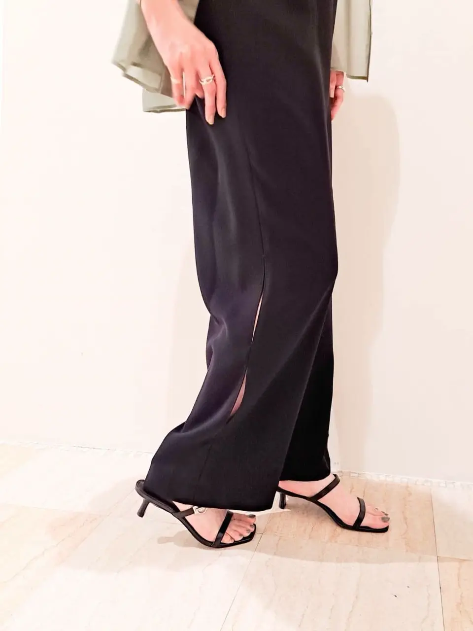 GRACE CONTINENTAL 今野　志保 コーディネート画像