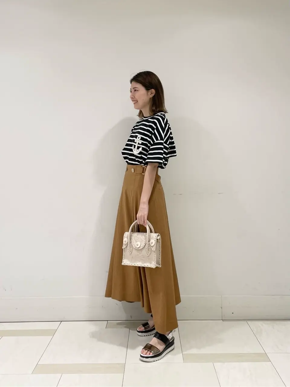 GRACE CONTINENTAL minami コーディネート画像