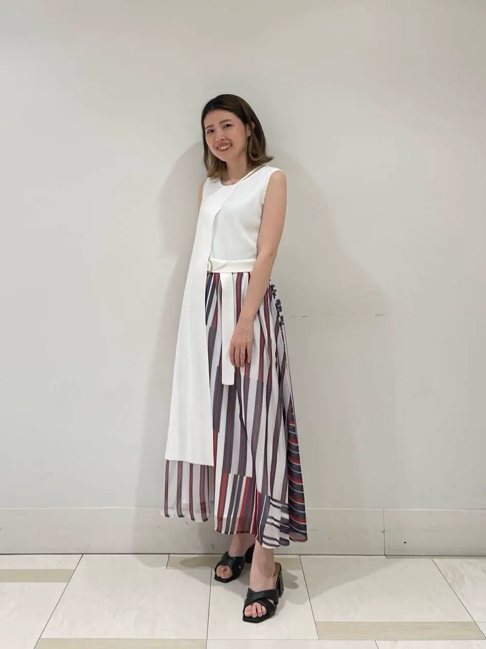 GRACE CONTINENTAL minami コーディネート画像