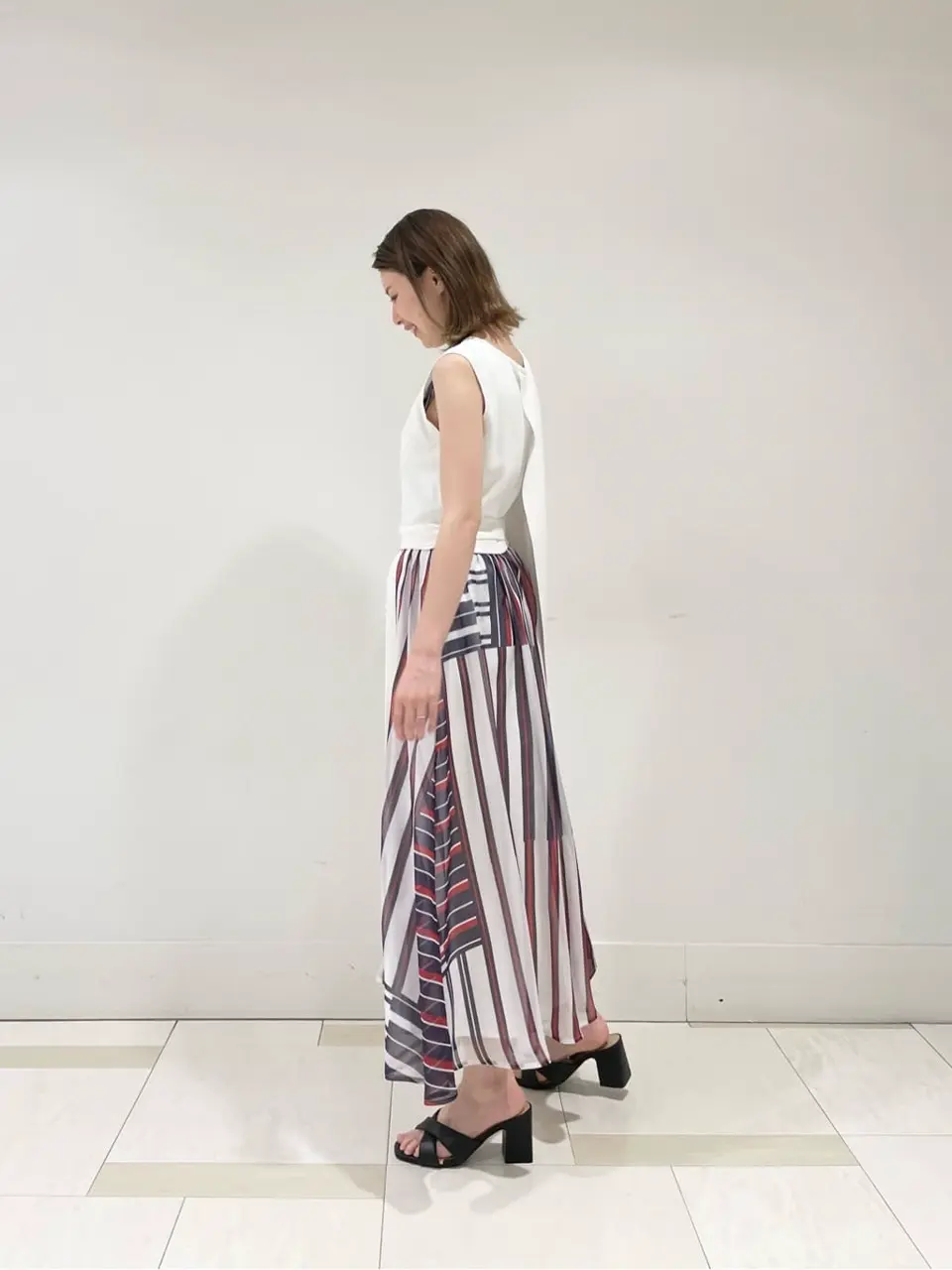 GRACE CONTINENTAL minami コーディネート画像