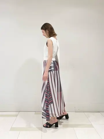 GRACE CONTINENTAL minami コーディネート画像