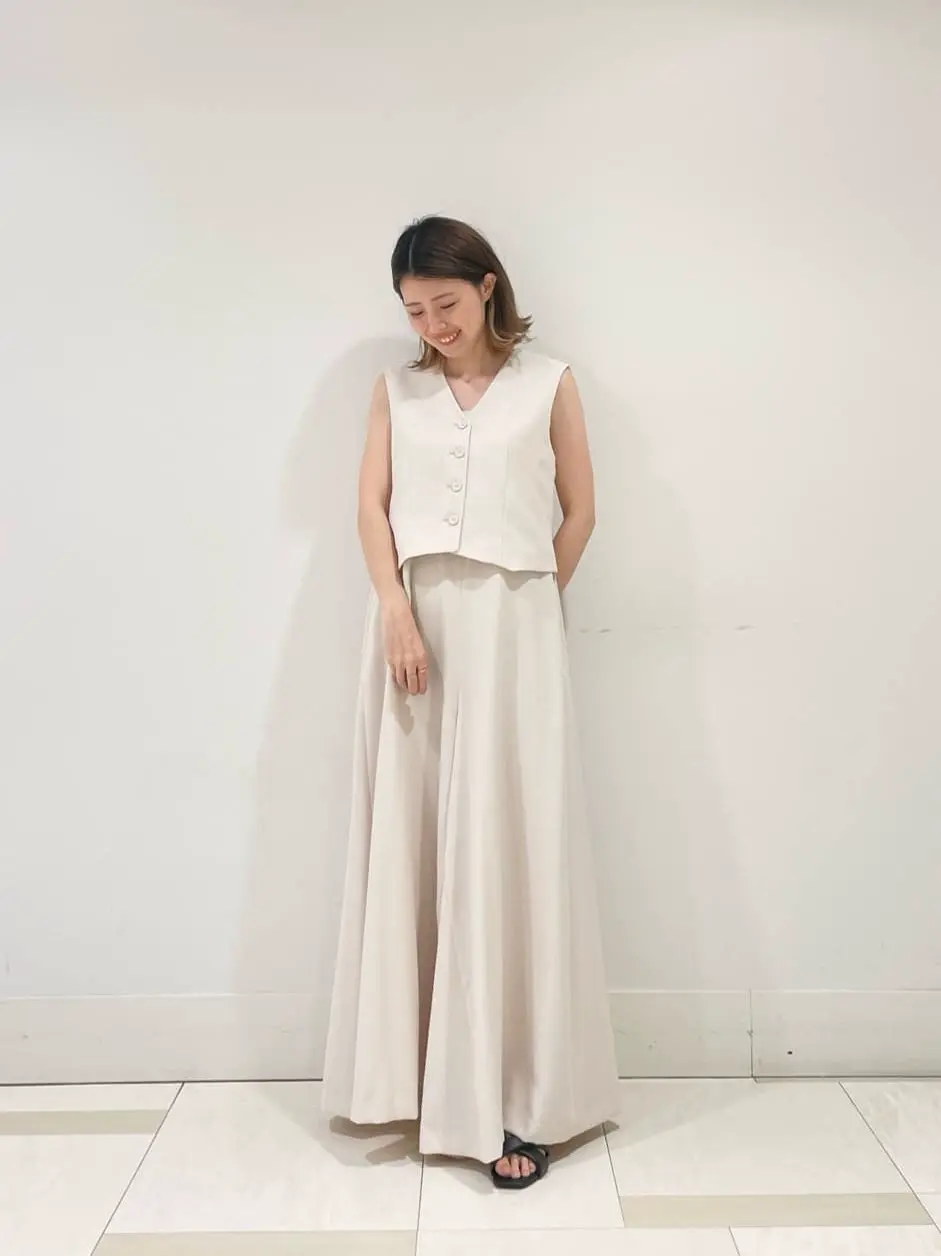 GRACE CONTINENTAL minami コーディネート画像