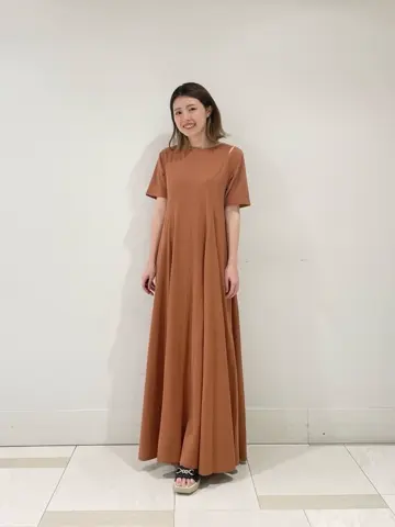 GRACE CONTINENTAL minami コーディネート画像